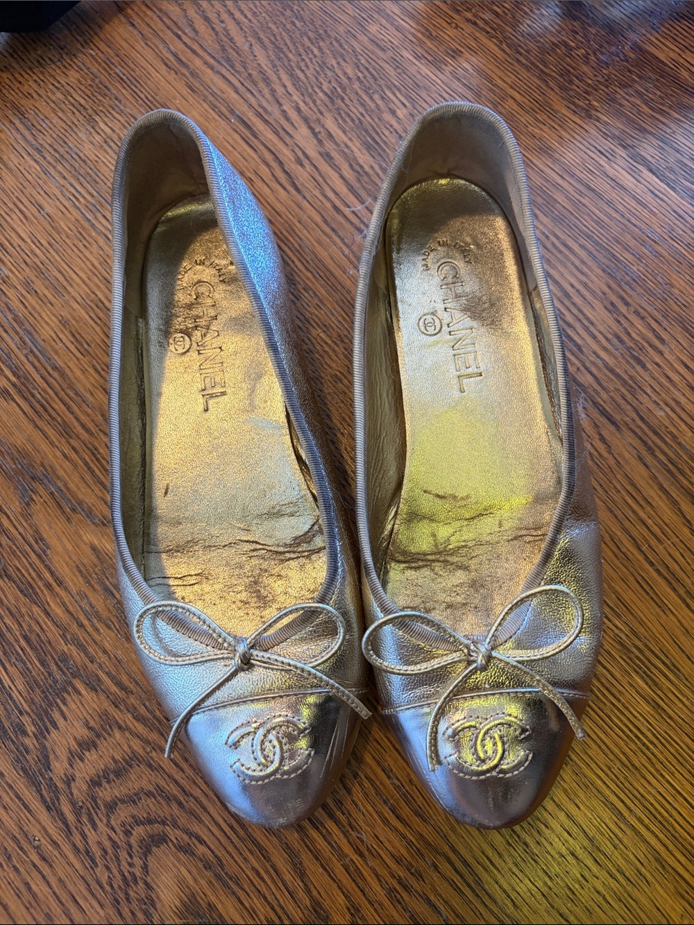 CHANEL gold Leather Ballet Flats